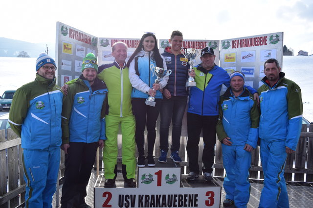 Wettkampfsekretär Johannes Lintschinger, Sektionsleiter Ski alpin Patrick Wimmler, Bürgermeister Gerhard Stolz, Vereinsmeisterin Valentina Bischof, Vereinsmeister Jonas Hlebaina, Obmann Gottfried Lintschinger, Vereinskampfrichter Peter Moser, Obmann-Stv. Christian Würger. (v.l.) | Foto: Verena Siebenhofer