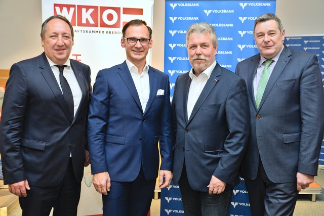 Etwa 170 Gäste ließen sich den Abend nicht entgehen. | Foto: Foto: Volksbank
