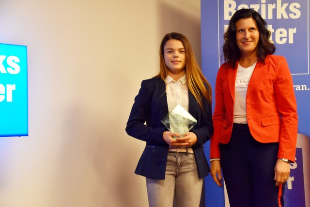 St. Pölten: "Sportstar von morgen" Vanessa Praher und Karin Zeiler, Redaktionskoordination Zentralraum | Foto: BB/Hairer