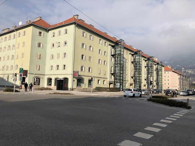 Vorschlag für eine neue Bushaltestelle: Dadurch wäre die Linie F wieder besser an Pradl angebunden.