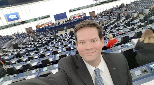 Lukas Mandl im Europa-Parlament
