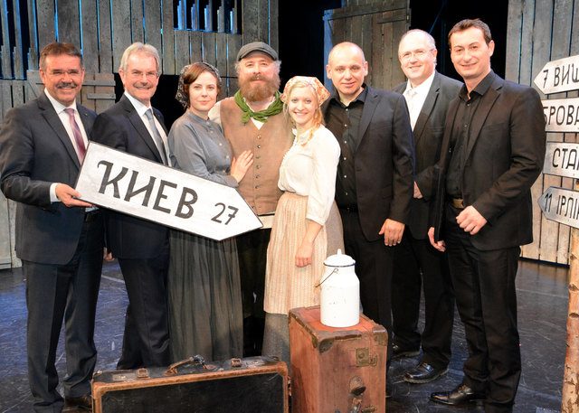 Manfred Schulz, Karl Wilfing, Doris Wimmer, Martin Berger, Eva-Maria Gugganeder, Andreas Schacher, Alfred Pohl und Reinhard Hirtl