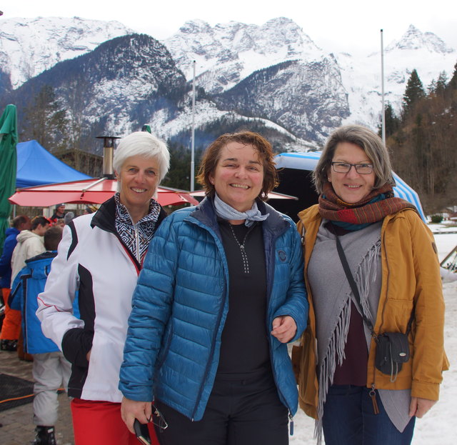 Binoggl-Obfrau Sabine Hauser (Mitte), Maria Seiter, Maria Berger.