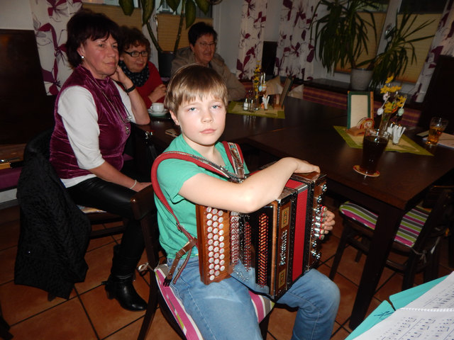 Mach mal Pause, dann geht es wieder weiter.