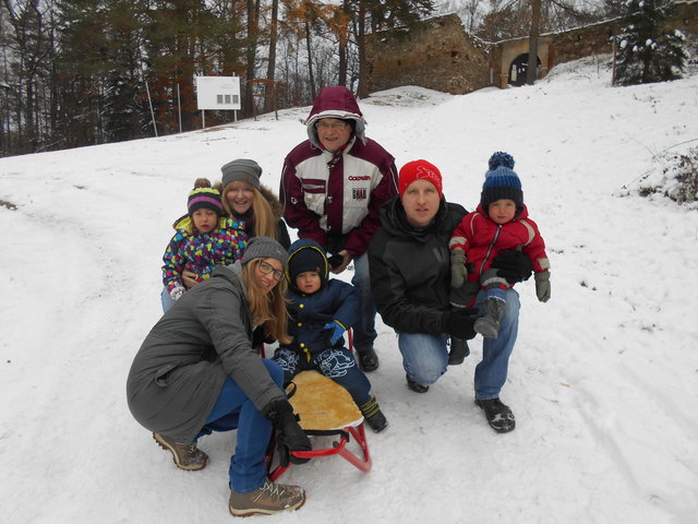 Eine Schlittenfahrt die ist lustig, einen Schlittenfahrt ist schön