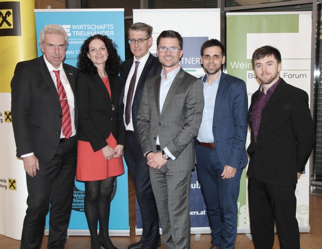 Dir. Mag. Andreas Korda, CSE (Geschäftsleiter der Raiffeisenbank Korneuburg), Mag. Sylvia Hofbauer, CEFA, CIIA (Raiffeisenlandesbank NÖ-Wien), Dr. Werner Borns (LAWPARTNERS Rechtsanwälte, Gänserndorf, Korneuburg), Mag. Johann Lehner (DIE Wirtschaftstreuhänder, Stockerau, Wien), Mag. Johann Pöcher (DIE Wirtschaftstreuhänder, Stockerau, Wien), Daniel Pichler, MSc (CONDA AG, Wien). | Foto: privat