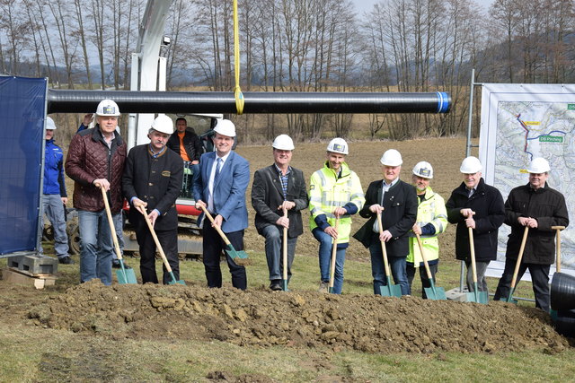 Spatenstich: Die Verantwortlichen der Leibnitzerfeld Wasserversorgung und der Marktgemeinde Heiligenkreuz freuen sich über das zukunftsweisende Projekt.