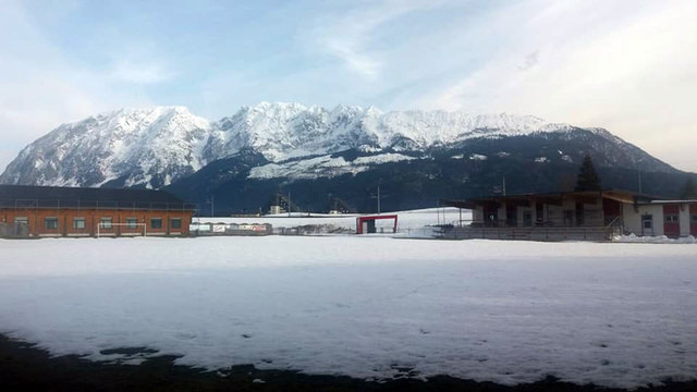 Das Bad Mitterndorfer Grimmingstadion ist noch im Winterschlaf.