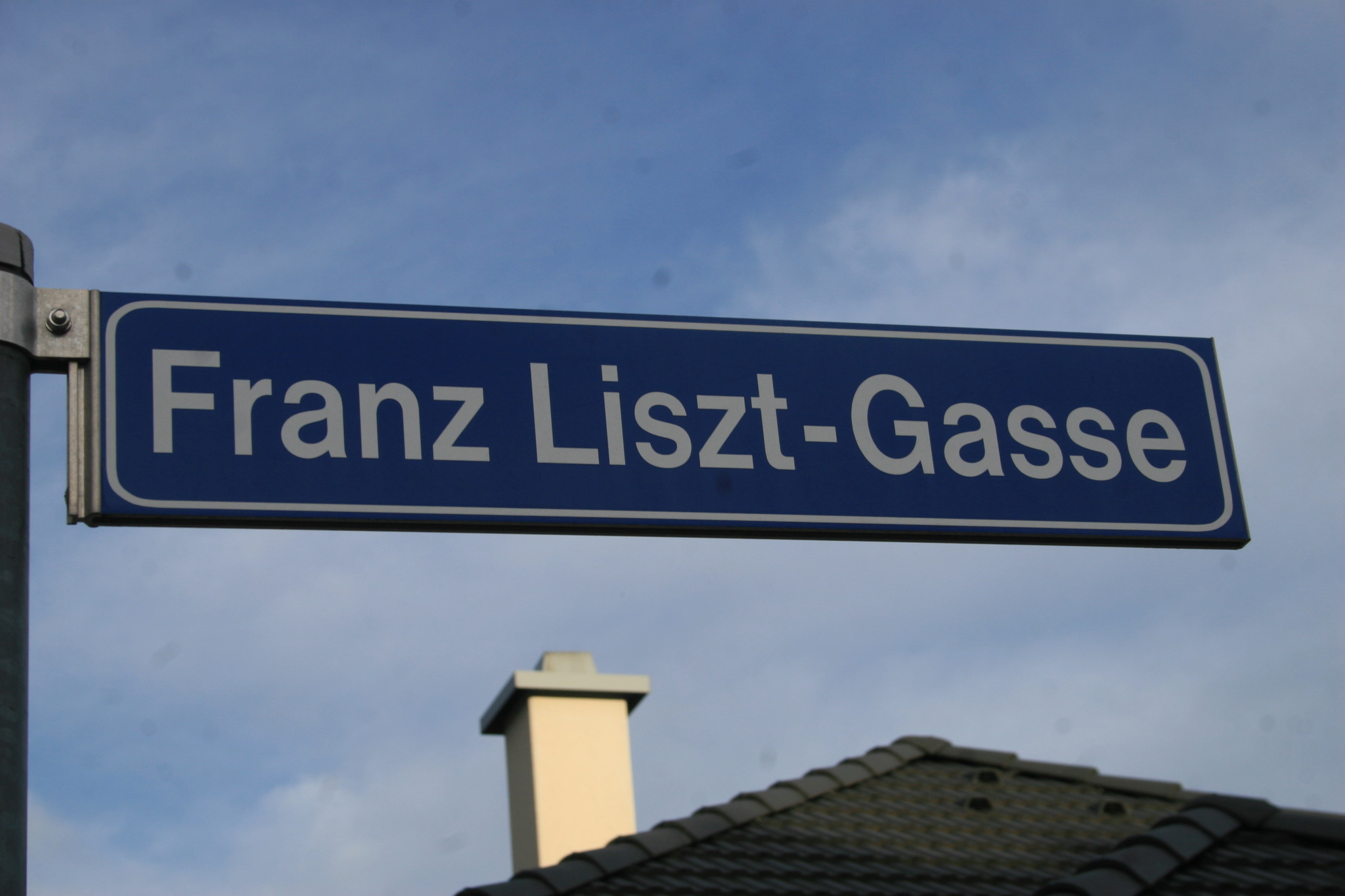 15 Mal auf die Terrassentür gestürmt - dann ging sie auf - Baden