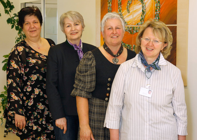 Das Gründungsteam der Schule für Gesundheits- und Krankenpflege Schärding im Jahre 2008: Ulrike Brandstätter (von links), Ida-Christine Schwarzmann, Waltraud Lohninger. Jetzt noch an der Schule: Standortleiterin Margit Dantler | Foto: gespag