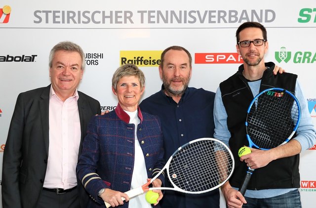 Investitionen in den Tennissport: Lang, Muhr, Bresnik (v.l.) | Foto: GEPA