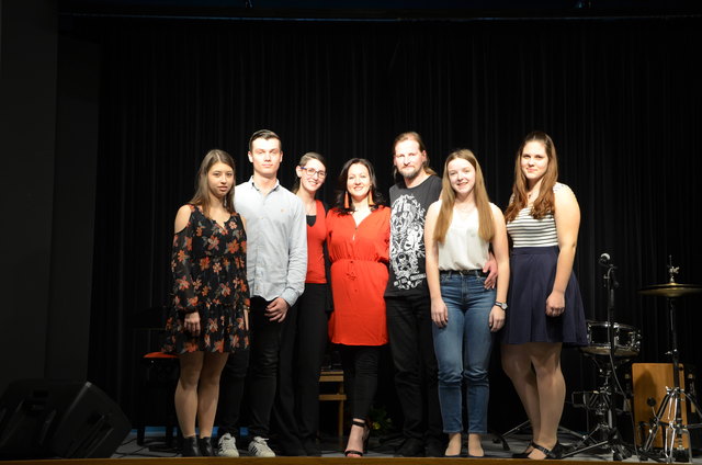 Klara, Maximilian (HAK), Corinna, Beatrice, Sigi (Musikertrio), Lisa und Sandra.