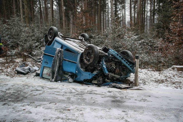 19.03.2018, Feldkirchen bei Mattighofen, AUT, VU mit eingeklemmter Person, im Bild die Unfallstelle, Pressefoto Scharinger © 2018, PhotoCredit D. Scharinger