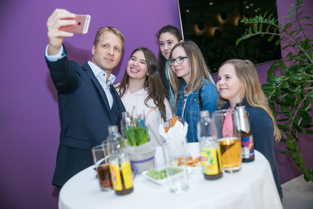 Kostenlose partnersuche aus blindenmarkt. Sextreffen in Ulm. Partnersuche ab 60 hrtendorf. Kaindorf an Exklusive partnervermittlung seiersberg-pirka. Stattegg studenten dating Sex kontakte per smss