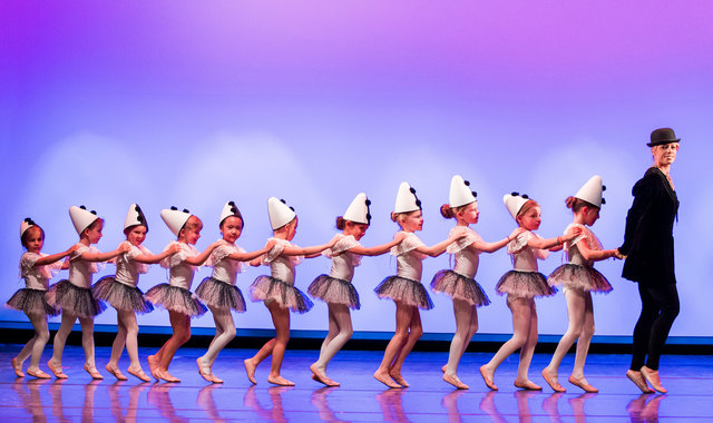 Auch die Kleinsten haben Spaß am Tanzen. Zudem verbessert sich ihre Körperhaltung dadurch bereits in frühen Jahren. | Foto: Tanzschule Dorner