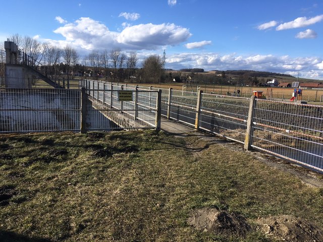 Der Wehrsteg über das "Emmersdorfer Wehr" von vielen Bürgern als Fußgängerbrücke genutzt. | Foto: Stadtgemeinde Neulengbach