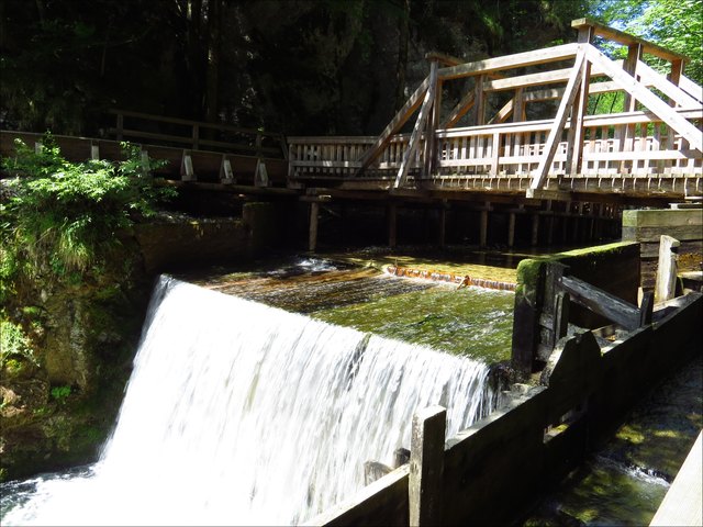Naturschauspiele und Holzkunst im Mendlingtal | Foto: Doris Schweiger