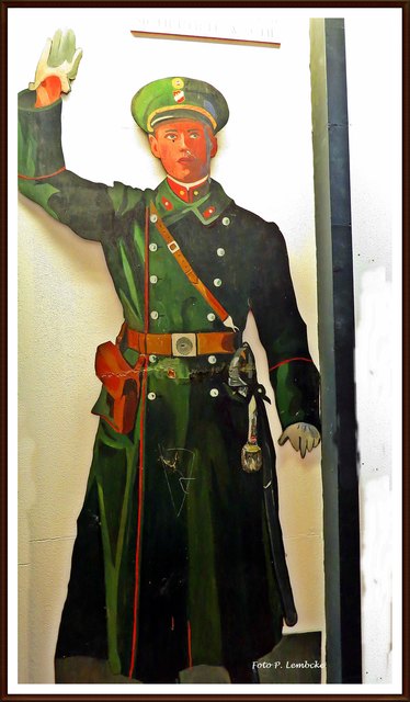 Ab 1920 - Die neue Uniform Sicherheitswache.