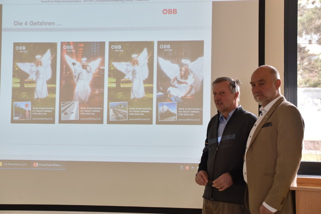 Artur Umfahrer und Herbert Hofer informierten die Schüler