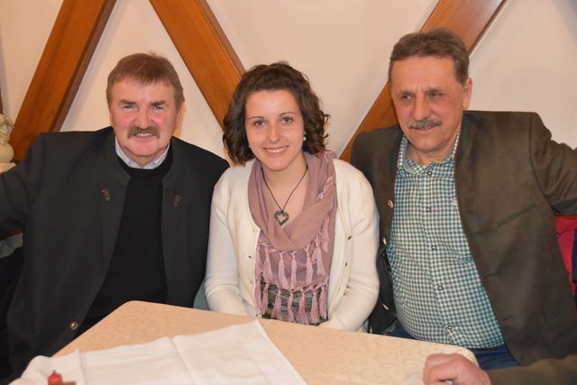 Reinhard Prutej, WOCHE Salamiprinzessin Manuela Golautschnik, Charly Plautz (von links)