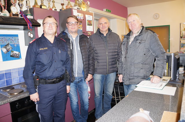 Juko-Köflach-Leiter Wolfgang Haring (2. v. l.) arbeitet auch eng mit der Polizei zusammen.