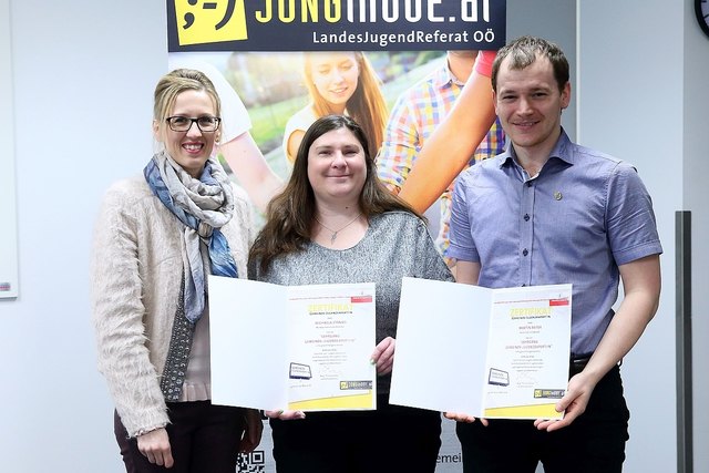 Christa Pacher, Michaela Strnad und Martin Reiter. | Foto: Land Oberösterreich/Sabrina Liedl