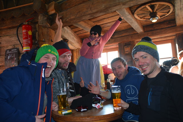 Gaben auf der Latschenalm ordentlich Gas: Stefan Hörhan aus Scheibbs, Tobias Huber aus Bayern, Claudia Stanschitz aus Gresten, Peter Haydn aus Euratsfeld, Raphael Böhm aus Mauer und Patrick Gansberger aus Scheibbs.