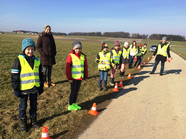 Beim Schätzen des Bremsweges haben sich fast alle Schüler vertan. | Foto: ÖAMTC
