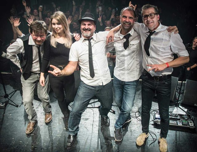 Rock und Pop mit den „Cheese & Crackers“.﻿