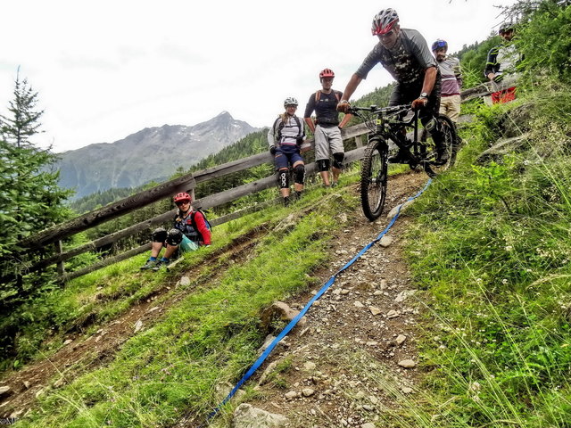 MTB -Fahrtechnik Workshop für Girlies