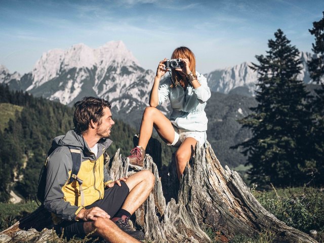Drei, zwei, eins – Cheeeeese: Der Fotowettbewerb im Rahmen des traditionellen Lichtbildgipfels in Admont ist eines der Projekte des Nationalpark-Gesäuse-Jugendbeirats. | Foto: Nationalpark Gesäuse GmbH, Stefan Leitner