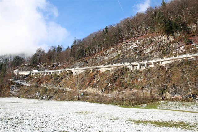 Achtung Autofahrer: Ab 9. April 2018: Bauarbeiten auf der Bundesstraße "B 21" zwischen Melleck und Bad Reichenhall. Verzögerungen sind zu erwarten.