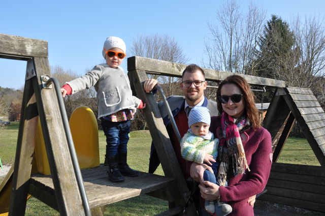 Larissa, Matthäus, Lionel und Alexandra Frühbeiß genossen die Sonnenstrahlen und den blauen Himmel.