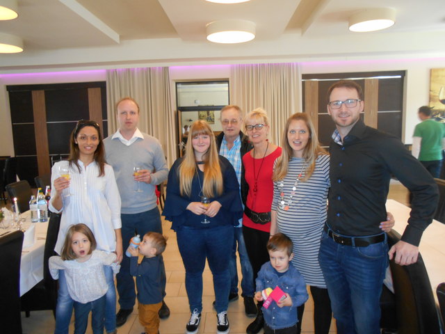 Meine Tochter feierte ihren 30. Geburtstag und zugleich warteten alle auf die Geburt ihrer Tochter!