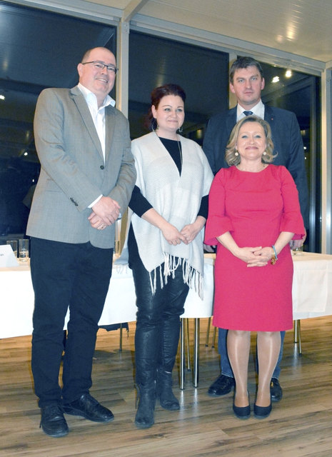 Rechtsanwalt Mag. Markus Lechner, Dr. Andrea Man (Plattform Einarztgemeinde), Hausärztin Dr. Claudia Ertl und Bürgermeister Jürgen Maschl