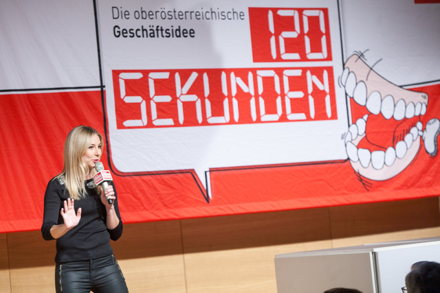 Moderatorin Nina Kraft