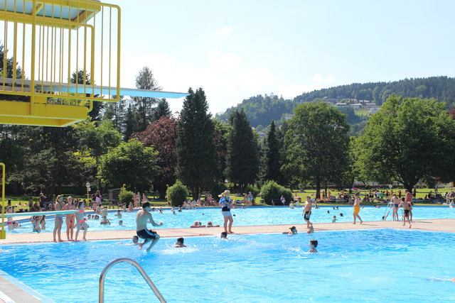 Das Bärnbacher Schlossbad ist ein beliebter Treffpunkt. | Foto: KK