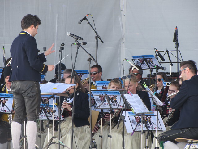 Die MK Ischgl gab erstmals auf der Idalpe ein Blasmusik-Konzert.