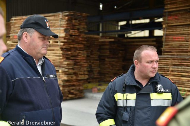 Brandrat Johann Maier und Brandinspektor Christian Lechner