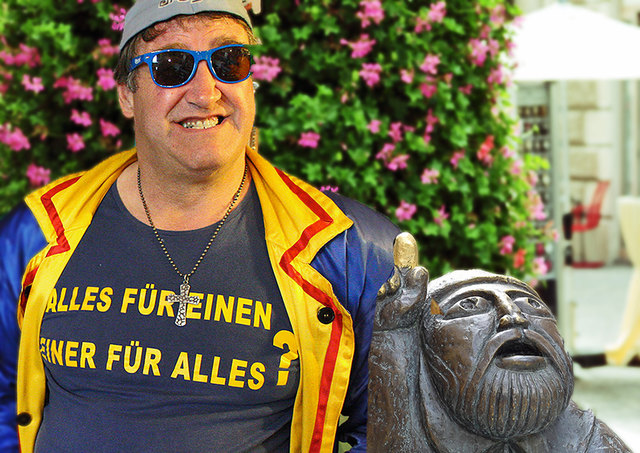 Autor Franz Mayer lädt zur Lesung aus seiner Autobiographie ... mit live Musik von Centauri Alpha in das Cafe "Zum Mandl" am Dr. Arthur Lemisch Platz 8 in Klagenfurt.