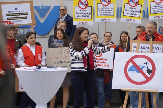 Mit Kampfgeist für den Erhalt der AUVA und dem Unfallkrankenhaus Meidling: SPÖ Landesparteisekretäin Barbara Novak.