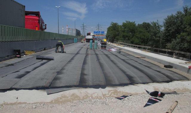 Die Fahrbahn Richtung Wien Zentrum wird neu asphaltiert. | Foto: ASFINAG