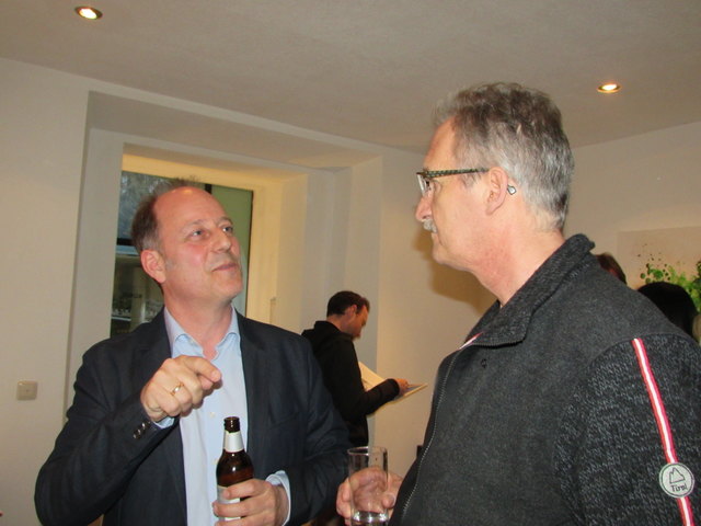 Bernd Willinger mit Armin Klien im Gespräch.