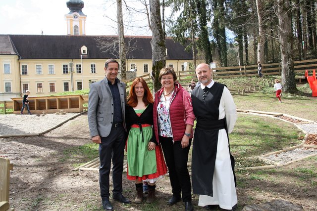 Harald Mulle, Valentina Wagner, Martina Auer, Prior Martin Höfler