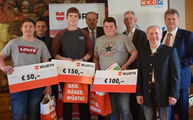 Hannes Bauschenberger, Berufsschuldirektor Rudolf Baldinger, Hermann Schießl, LIM Fritz Danner, Martin Hintermaier, Spartenobmann-Stv. Gerhard Spitzbart, Alois Hinterer und Matthäus Schossleitner (Firma Würth). | Foto: LI Metalltechniker
