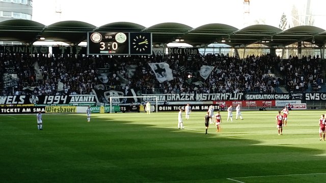 Dank EZE Emeka Friday spielt sich der SK STURM Graz immer näher an den Sieg.