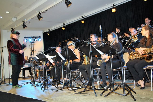 Die Big Band Graz Süd und die steirische Jazzgröße Sigi Feigl sorgten in Fernitz-Mellach für eine Sternstunde des Swing.