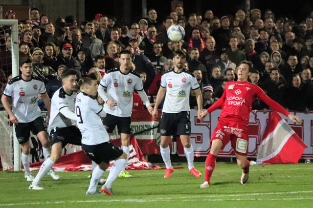 Da wäre mehr für die Voitsberger drinnen gewesen, doch Latte und Stange verhinderten den Sieg in Bruck. | Foto: Cescutti