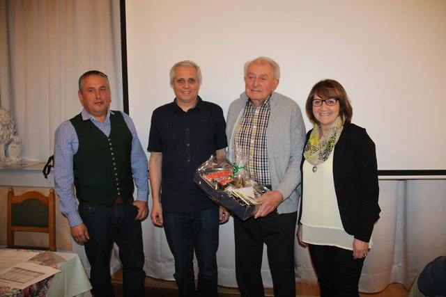 Gratulation an Dietfried Pilz | Foto: Sportunion Ebensee