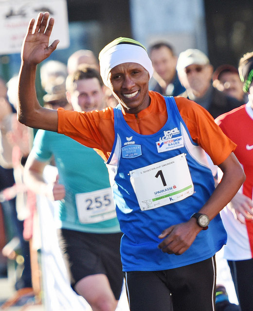 Endris Seid (hier beim Gmundner Silvesterlauf) war auch beim Halbmarathon in Linz nicht zu schlagen. | Foto: Wolfgang Spitzbart